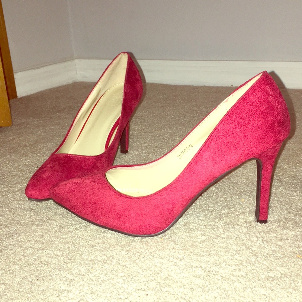Sexy red heels